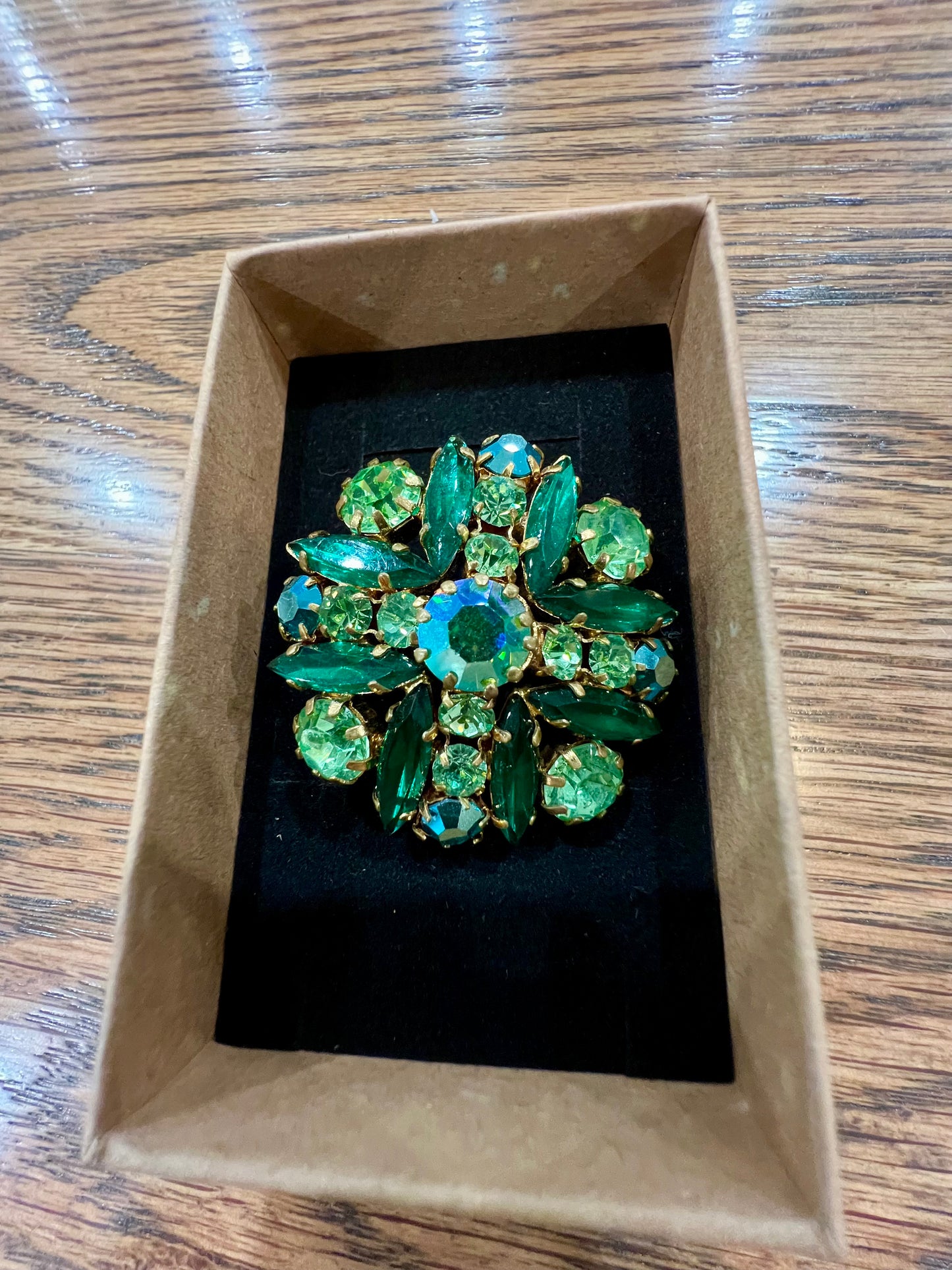 Uranium brooch