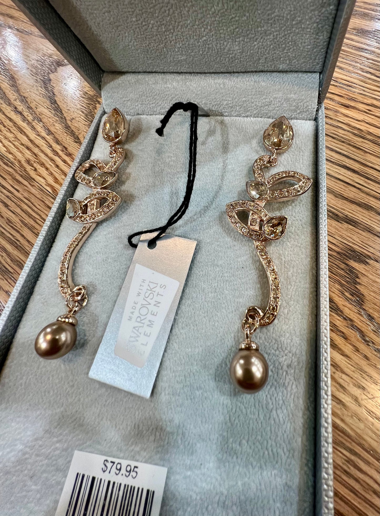 MM Crystal earring set