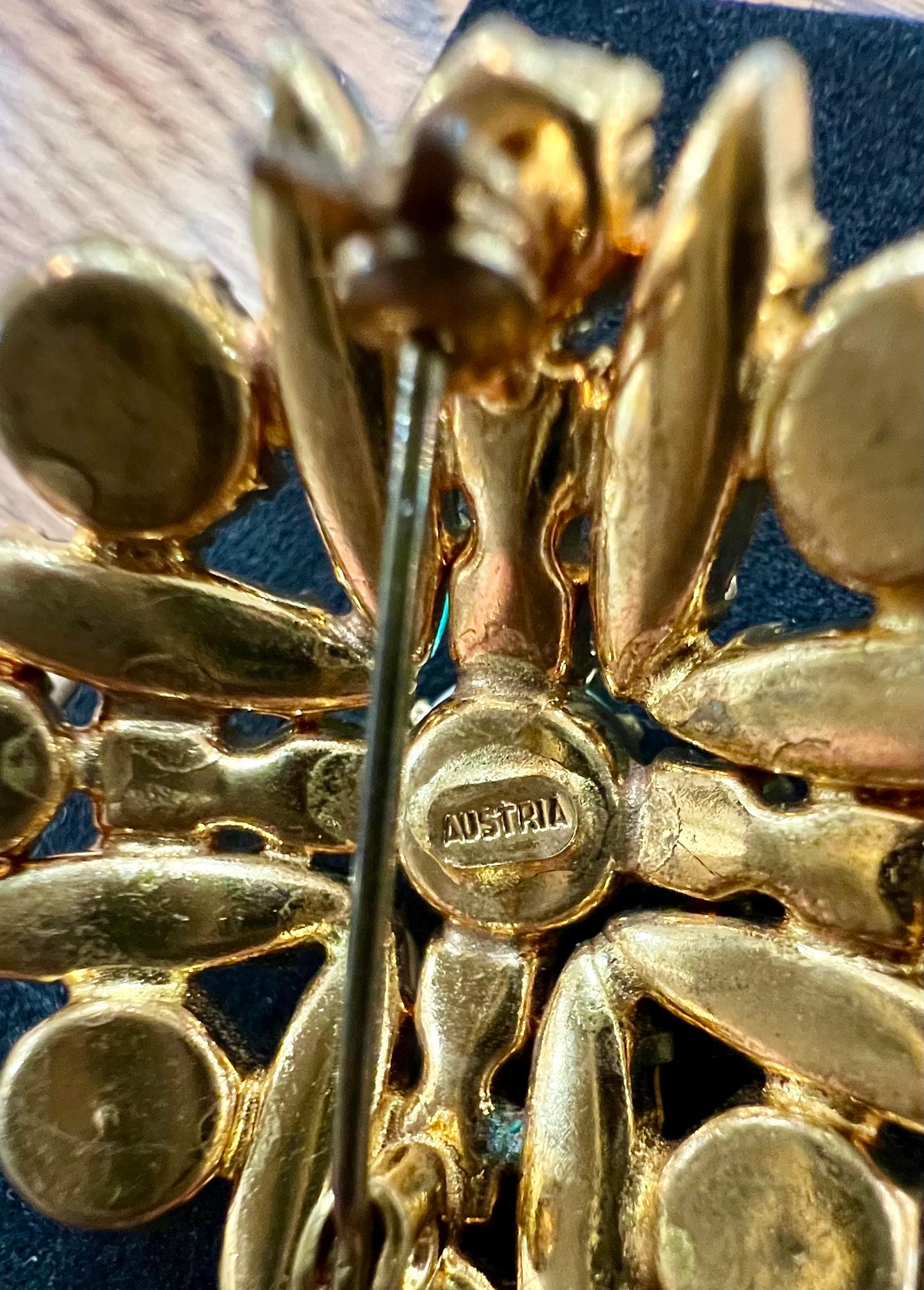 Uranium brooch