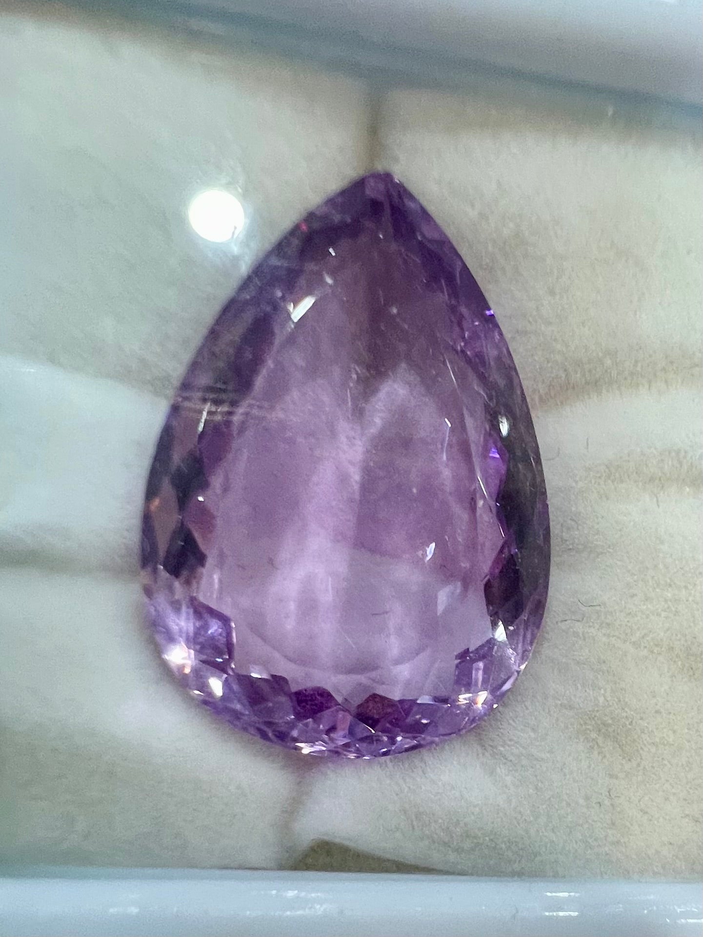27.25 Natural pear amethyst